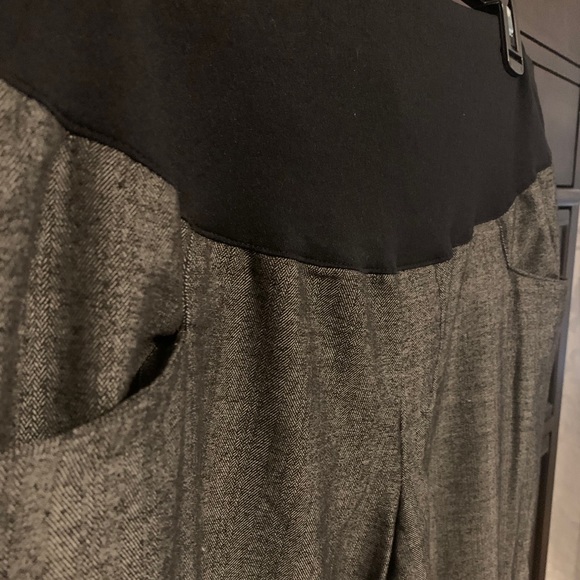 Liz L’ange Maternity business pants - Picture 2 of 4